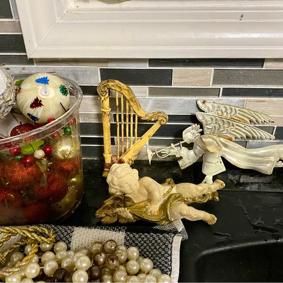 Vintage bundle of ornaments⭐️ - Picture 3 of 3